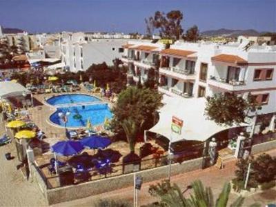 Hotel Ama Ibiza Beachfront Suites - Bild 3