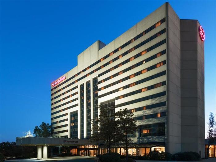 Hotel Sheraton Edison Raritan Center - Bild 1