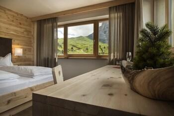 Hotel Passo Sella Dolomiti Mountain Resort - Bild 4