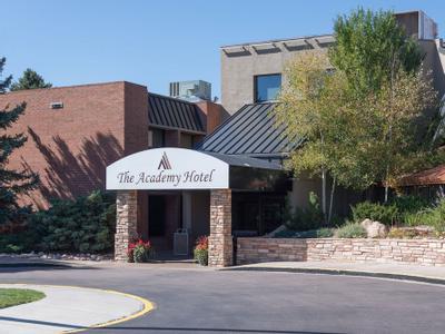 The Academy Hotel Colorado Springs - Bild 3