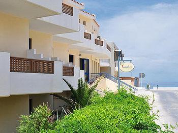 Yacinthos Hotel Apartments - Bild 1
