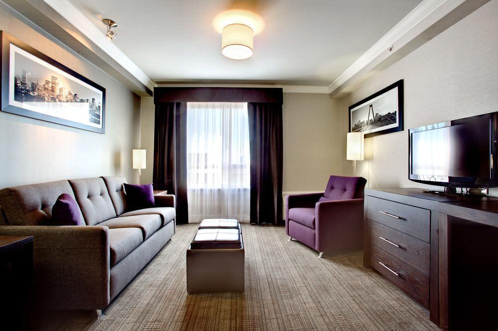 Sandman Hotel & Suites Calgary South - Bild 1