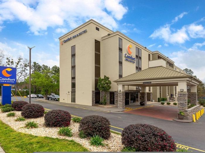 Hotel Comfort Inn & Suites Durham near Duke University - Bild 1