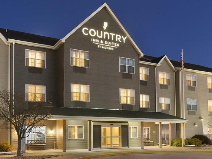 Country Inn & Suites by Radisson, Kearney, NE - Bild 1
