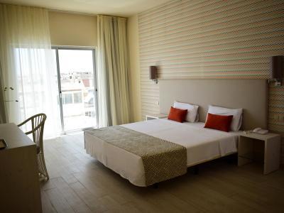 Ouril Hotel Agueda - Bild 4