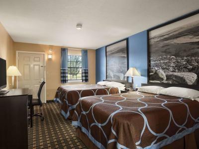 Hotel Super 8 by Wyndham Grand Prairie Southwest - Bild 5