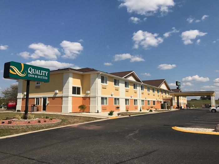 Quality Inn & Suites Springfield Southwest Near I-72 - Bild 1