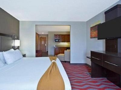 Holiday Inn Express Hotel & Suites Columbus Southeast - Bild 5