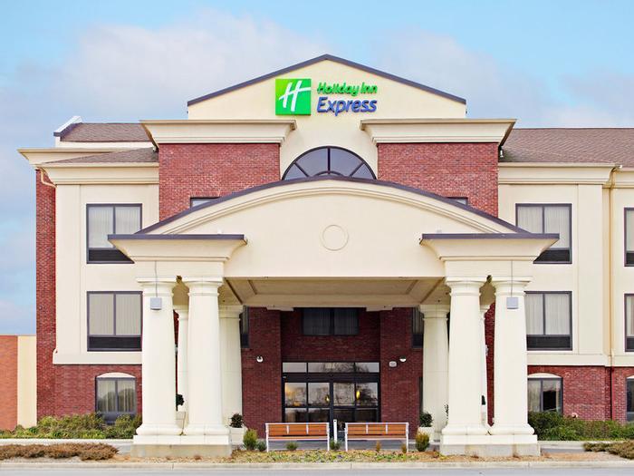 Hotel Holiday Inn Express & Suites Pine Bluff/Pines Mall - Bild 1