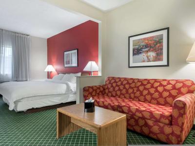 Hotel Quality Inn And Suites - Bild 2