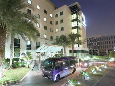 Hotel Premier Inn Dubai Investments Park - Bild 2