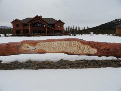 Hotel Cabin Creek Landing Bed & Breakfast - Bild 2