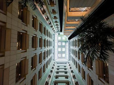 Hotel Millennium Downtown Abu Dhabi - Bild 4