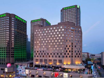 Hotel DoubleTree by Hilton Montreal - Bild 2
