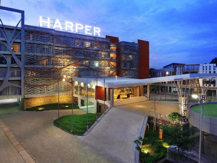Hotel Harper Perintis - Bild 1