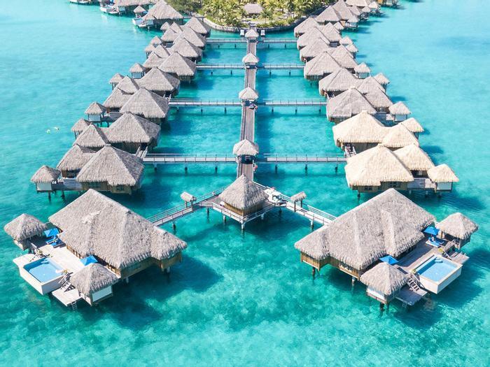 Hotel The St. Regis Bora Bora Resort - Bild 1