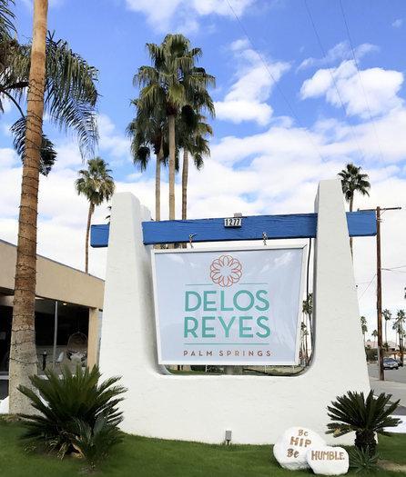 Hotel Delos Reyes Palm Springs - Bild 1
