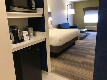 Hotel Holiday Inn Express & Suites Rochester-Victor - Bild 4