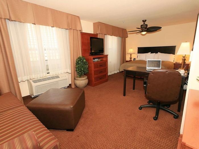 Homewood Suites by Hilton Fairfield-Napa Valley Area - Bild 1