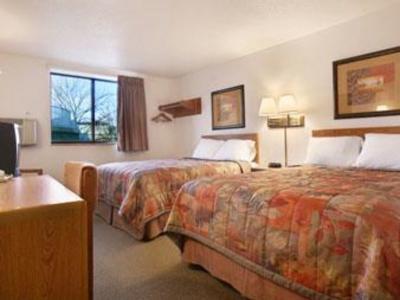 Hotel Serena Inn & Suites - Bild 3