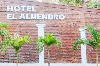 Hotel El Almendro - Bild 1