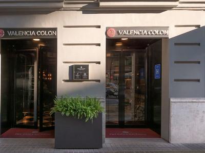 Hotel NH Collection Valencia Colon - Bild 2
