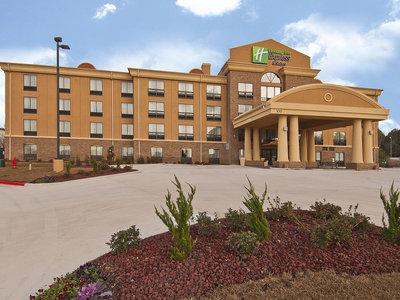 Holiday Inn Express & Suites Jackson / Pearl Intl Airport