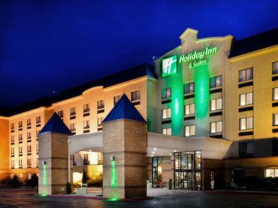 Holiday Inn Hotel Suites Council