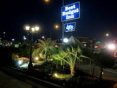 Best Budget Inn - Fresno