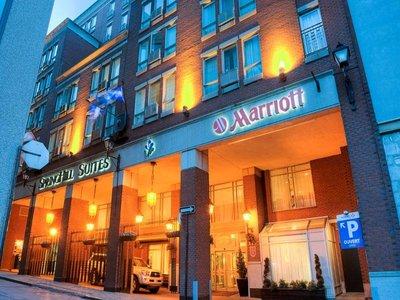 Springhill Suites By Marriott Old Montreal