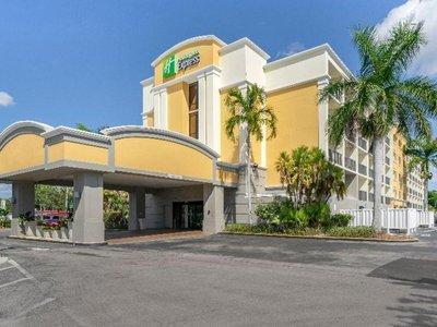 Holiday Inn Express Cape Coral - Fort Myers Area
