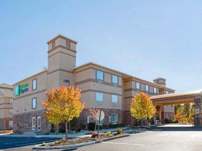 Holiday Inn Express & Suites Absecon - Atlantic City Area