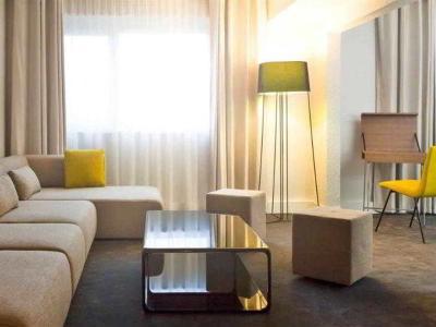 Hotel Novotel Fontainebleau Ury - Bild 5