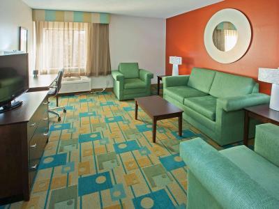 Hotel La Quinta Inn & Suites by Wyndham Nashville Airport - Bild 5