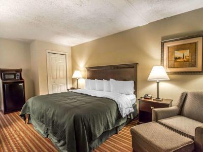 Hotel Quality Inn & Suites at Tropicana Field - Bild 4