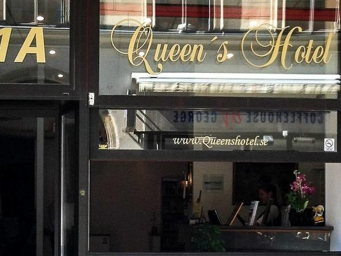 Queen's Hotel - Bild 1