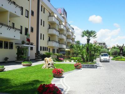 Hotel Abalon Pompei Resort - Bild 2