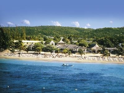 Jewel Runaway Bay Beach & Golf Resort