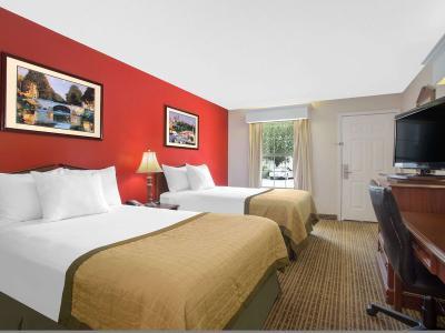 Hotel Baymont by Wyndham Brunswick GA - Bild 4