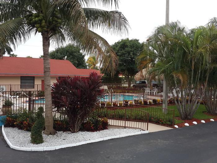 Hotel Super 8 by Wyndham, Florida City/Homestead/Everglades - Bild 1