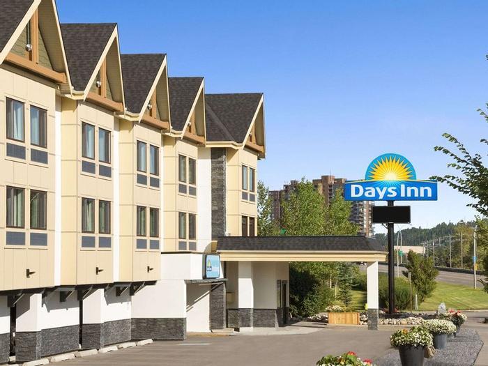 Hotel Days Inn by Wyndham Calgary Northwest - Bild 1