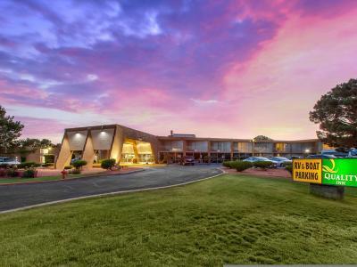 Hotel Quality Inn View of Lake Powell - Page - Bild 5