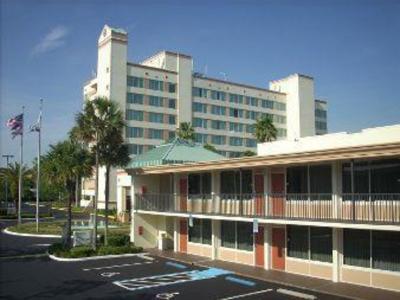 Hotel Ramada by Wyndham Kissimmee Gateway - Bild 3