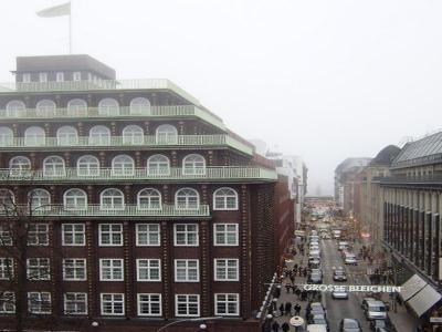 Hotel Renaissance Hamburg - Bild 2