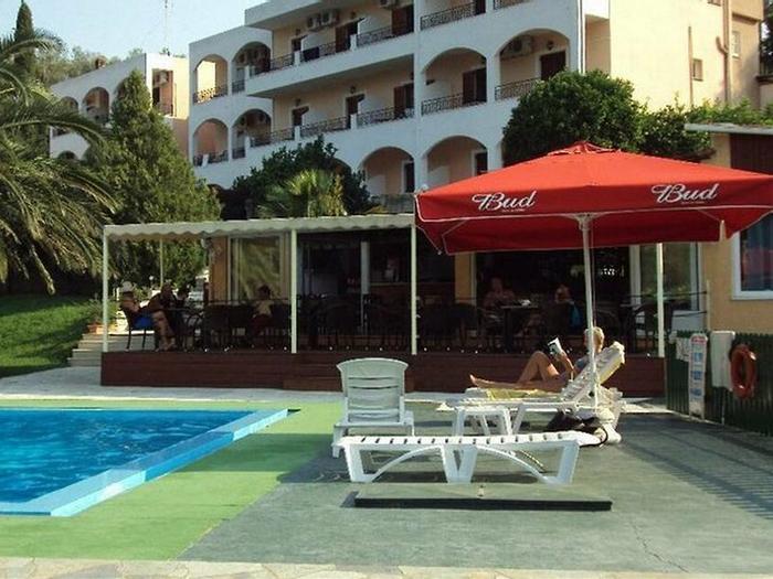 Hotel Corfu Margarita Apartments - Bild 1