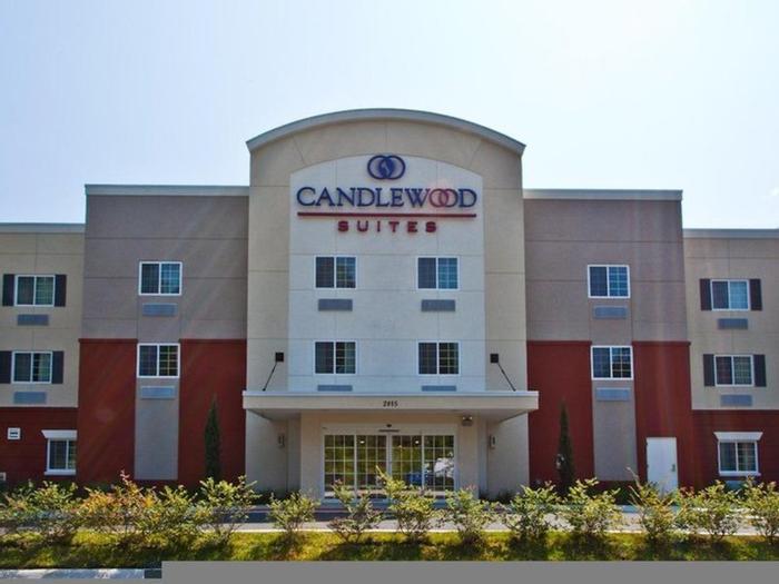 Hotel Candlewood Suites Tallahassee - Bild 1