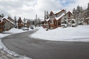 Hotel Saddlewood by Ski Village Resorts - Bild 3