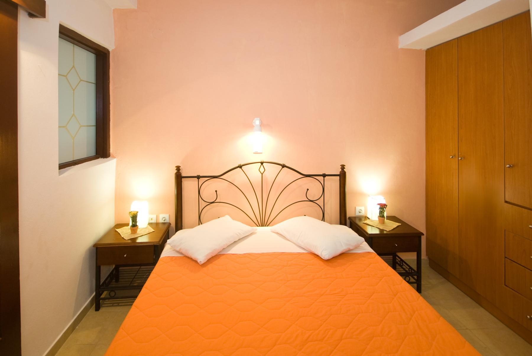 Hotel Anessis Santorini - Bild 1