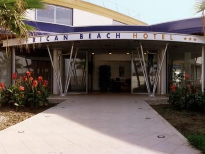 African Beach Hotel - Bild 1