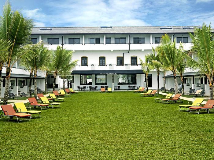 Hotel Rathna Beach Resort - Bild 1
